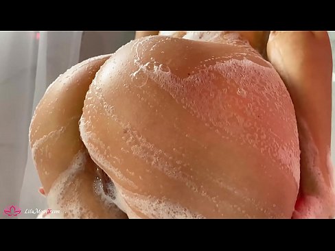 ❤️ Brunette Akuseweretsa maliseche ndi Vibrator mpaka Intense Orgasm mu Shower Kanema wolaula pa ny.gaypornforyou.ru